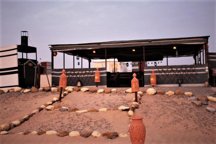 Queen Desert Camp Fulayj al Masha'ikh Kültér fotó